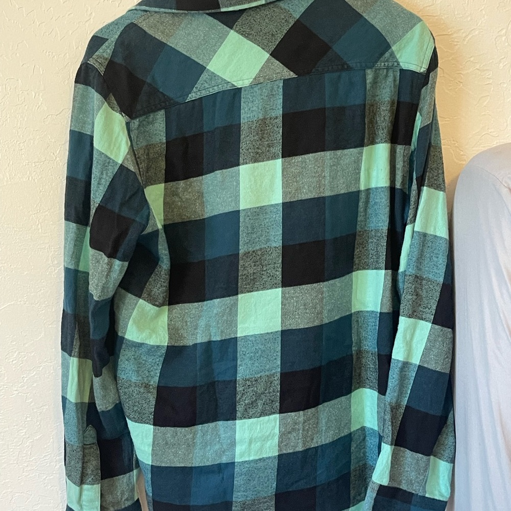 Vans flannel - Picture 2 of 3